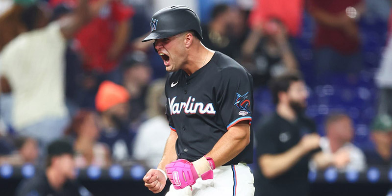 Marsee's MLB debut one for the record books